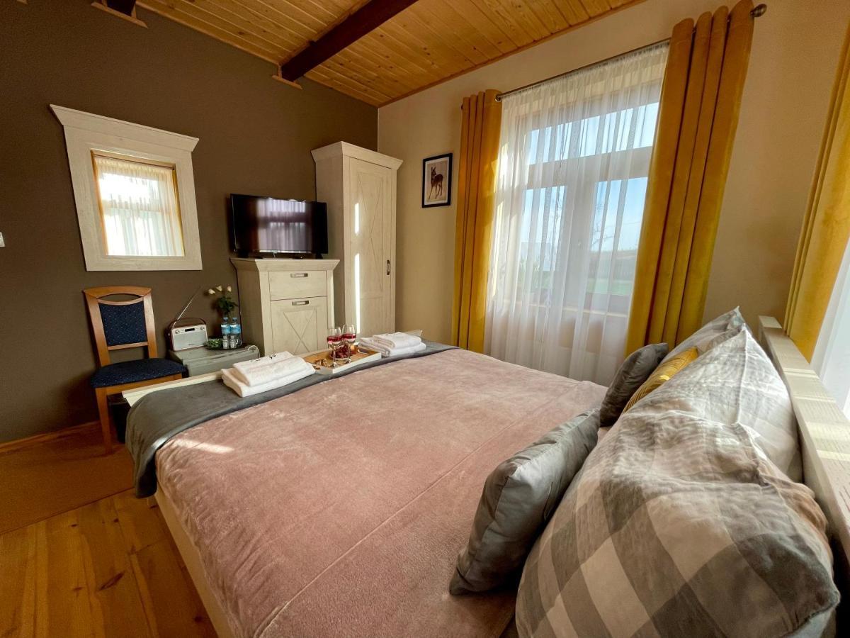 Dolina Sarenek Hotel Sejny Bagian luar foto